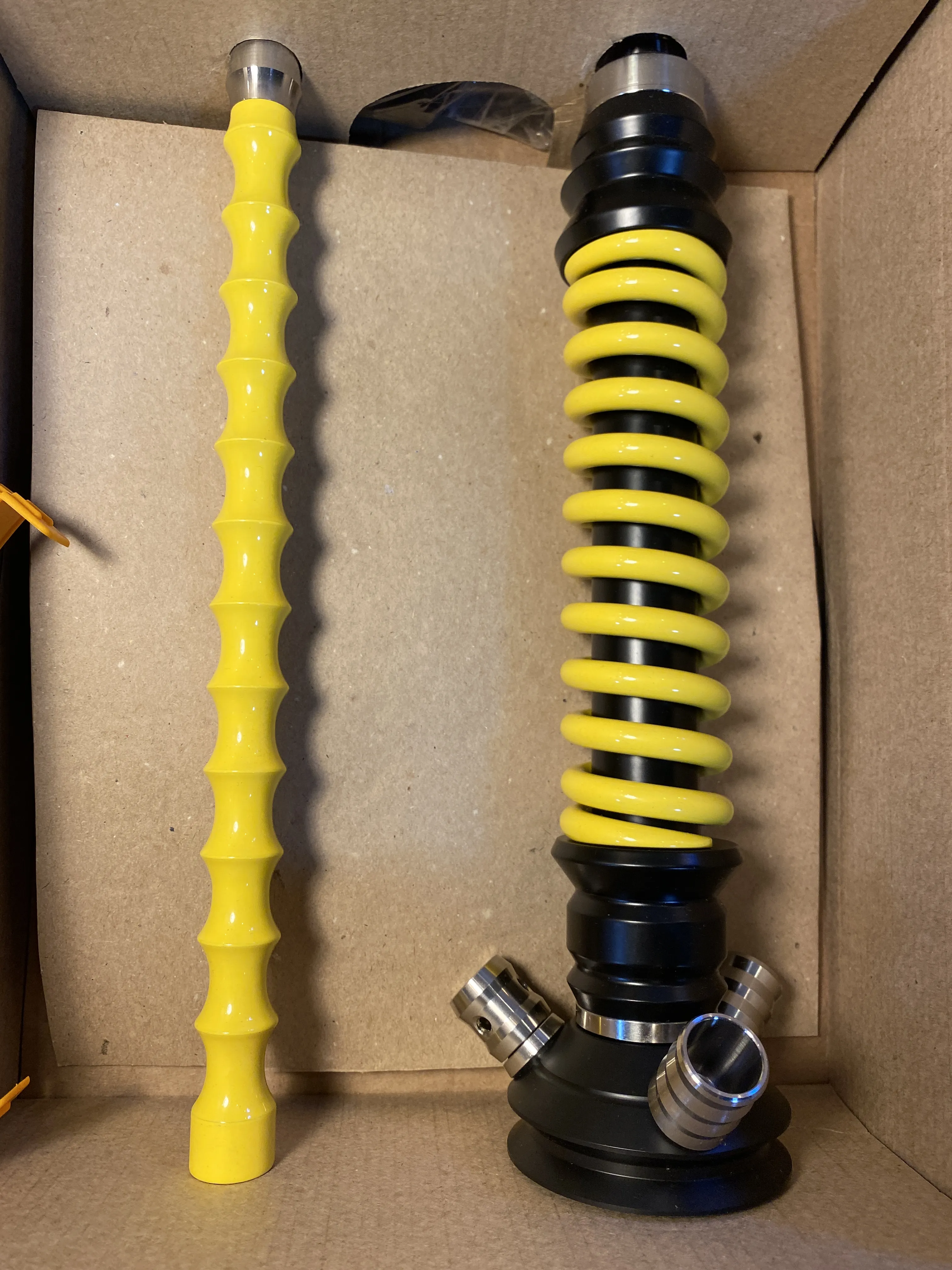 Кальян - Mamay - Coilovers Mini - ( Черная матовая шахта - желтая яичная спираль ) 2.36