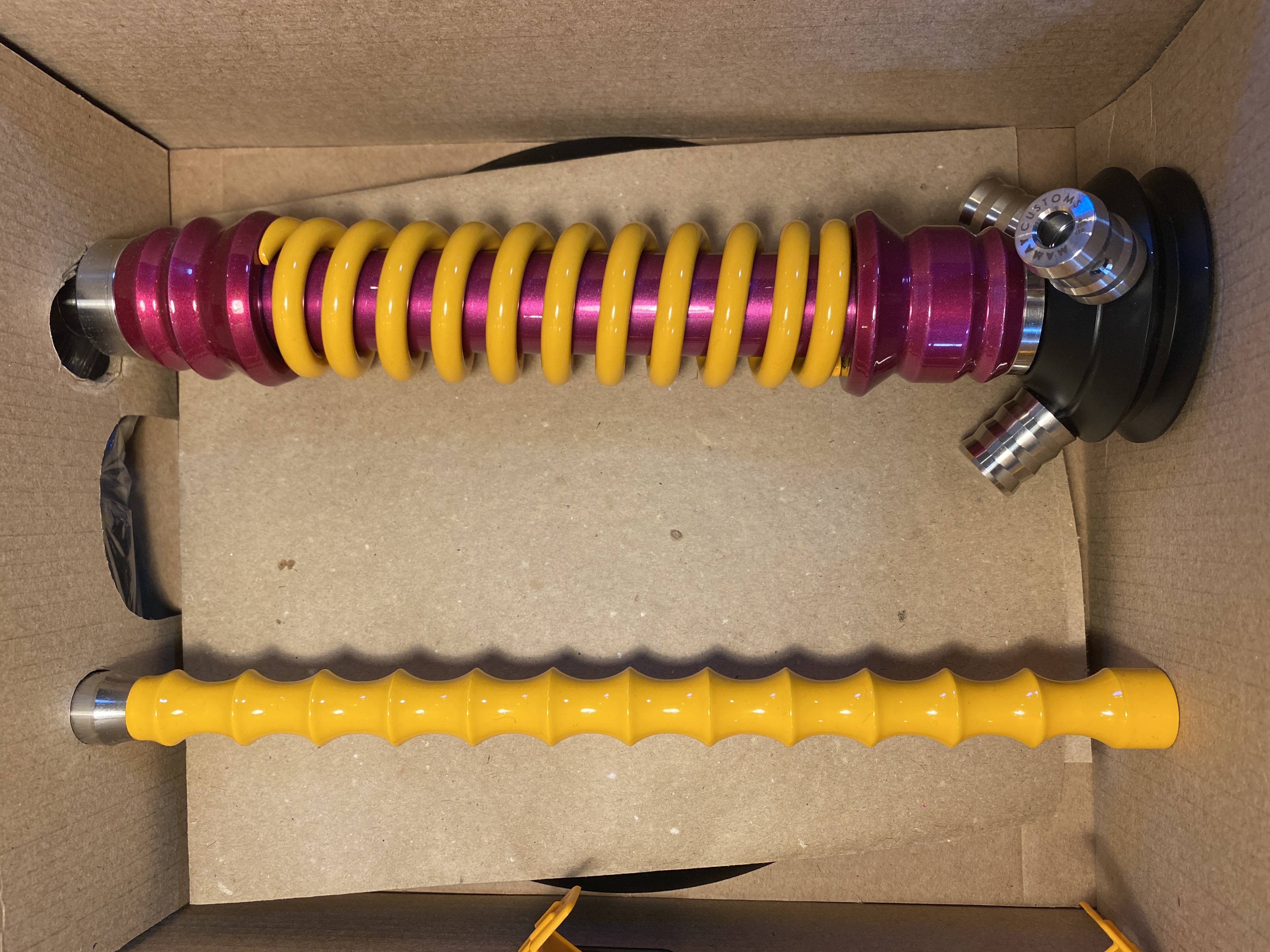 Кальян - Mamay - Coilovers Mini - ( Фиолетовая шахта - желтая спираль  )