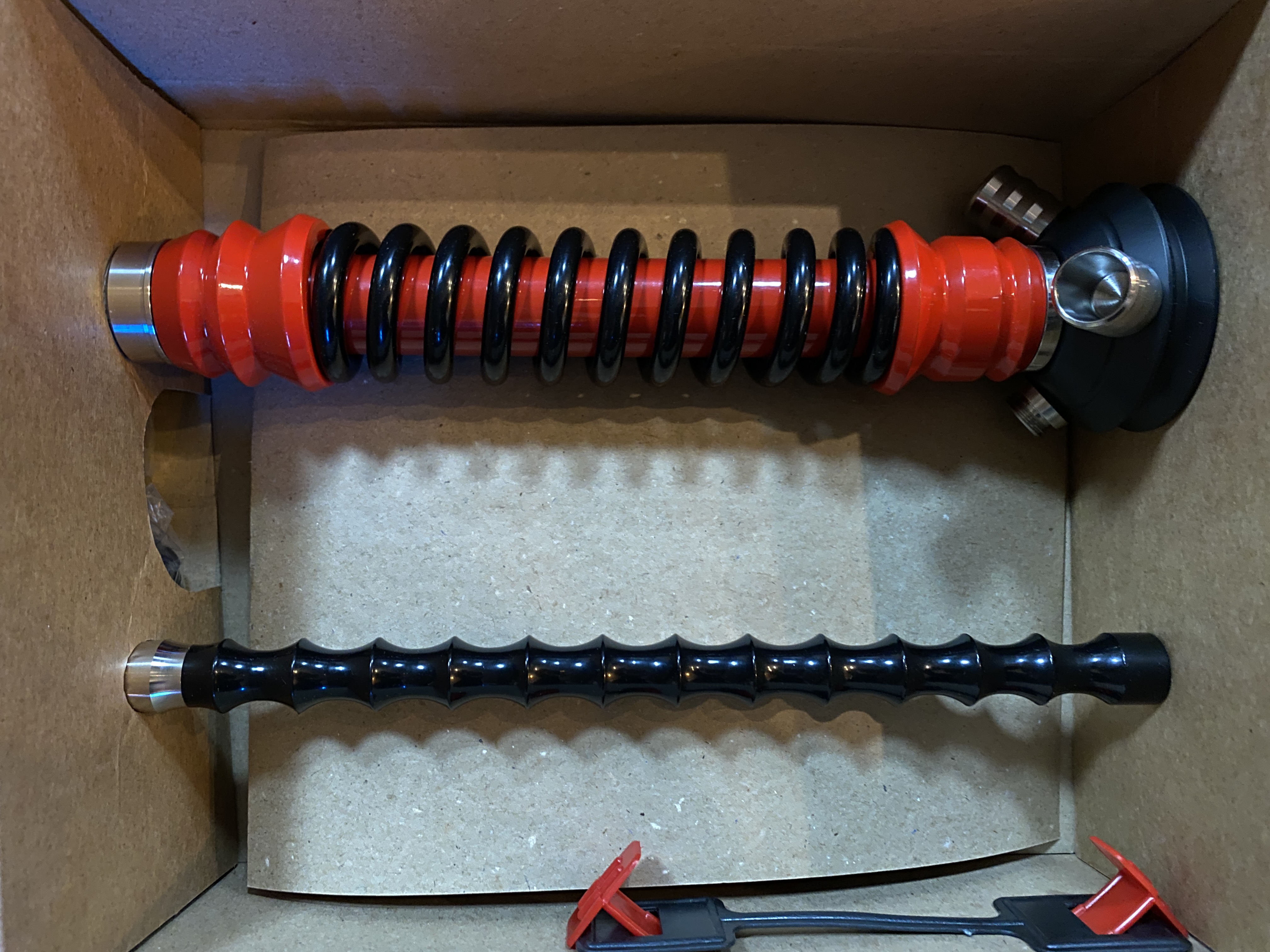 Кальян - Mamay - Coilovers Mini - ( Красная шахта  - Черная спираль )