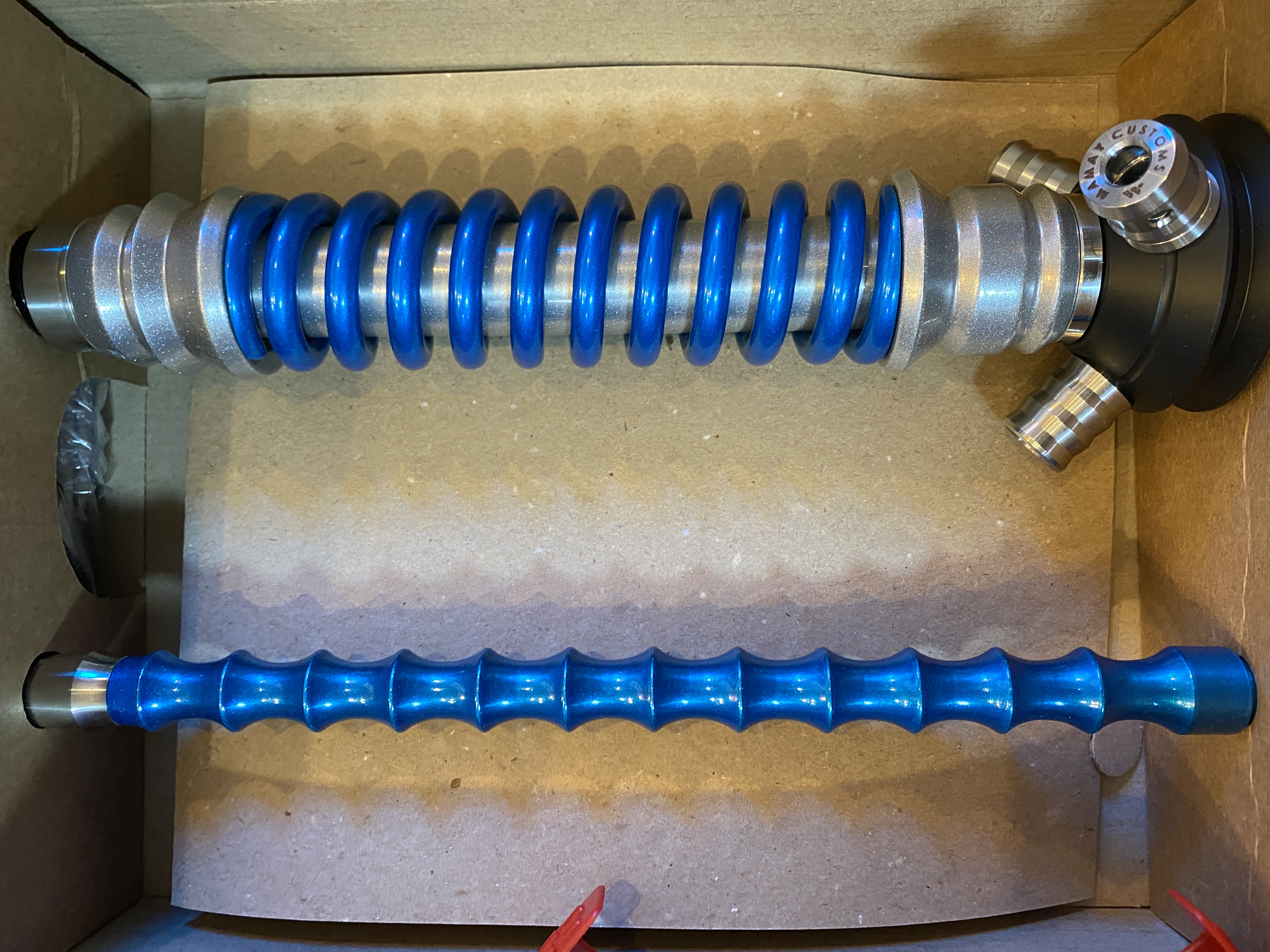 Кальян - Mamay - Coilovers Mini - ( Хром шахта - Голубой лак спираль ) 2.43