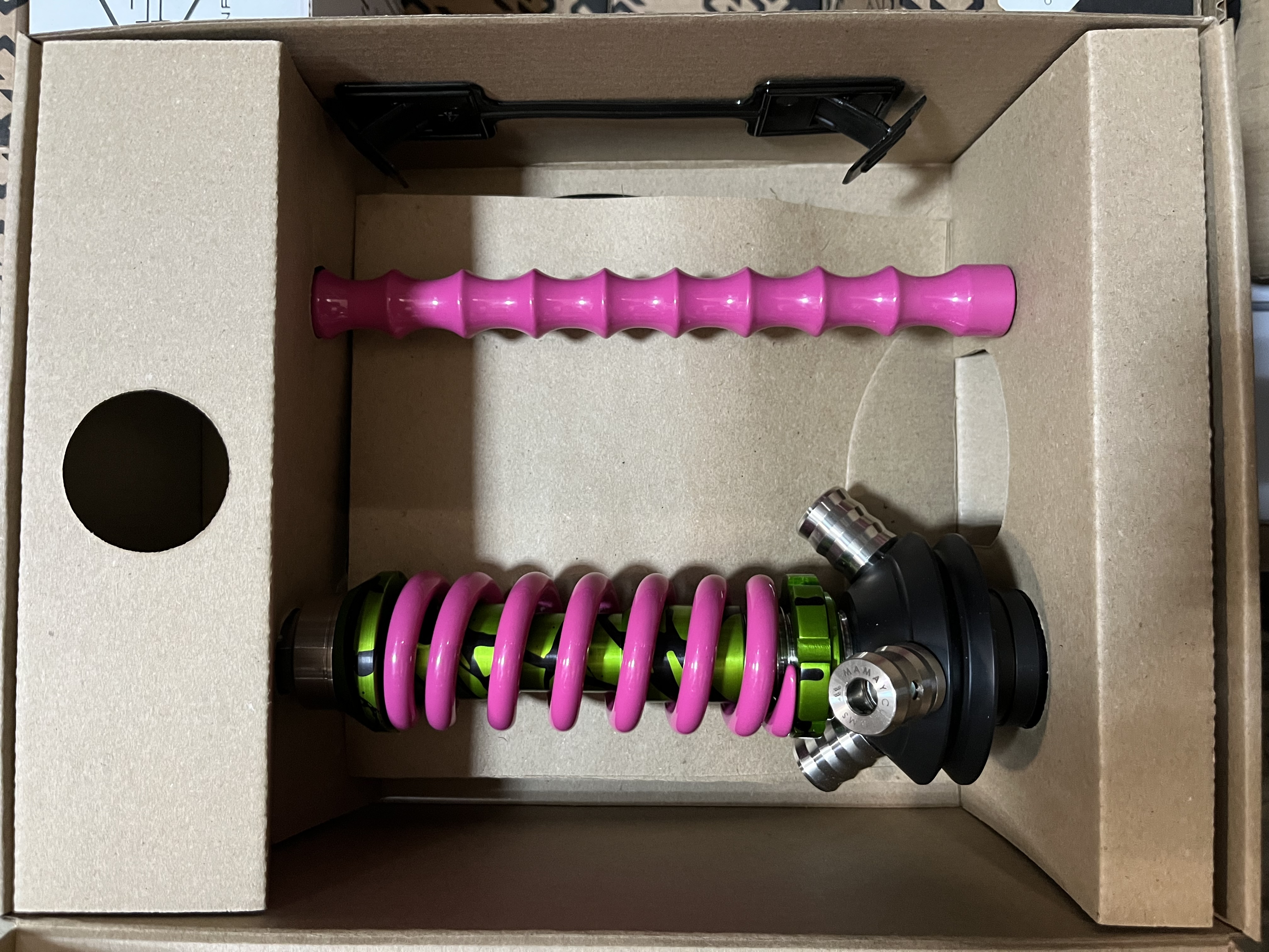 Кальян - Mamay - Coilovers Micro - ( Салатовая сплэш шахта - фуксия спираль )