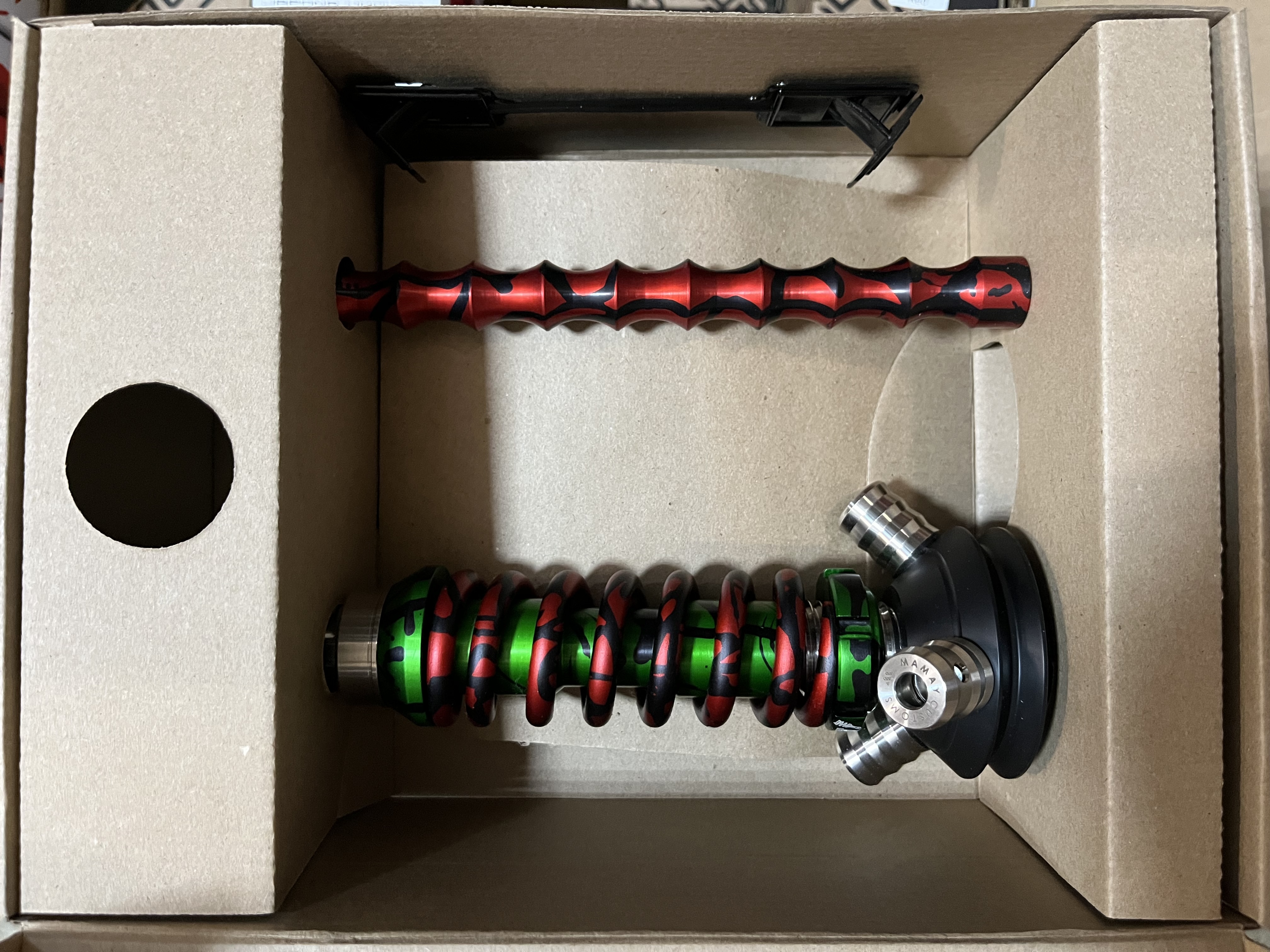 Кальян - Mamay - Coilovers Micro - ( Зеленая сплеш шахта - красный сплеш спираль )