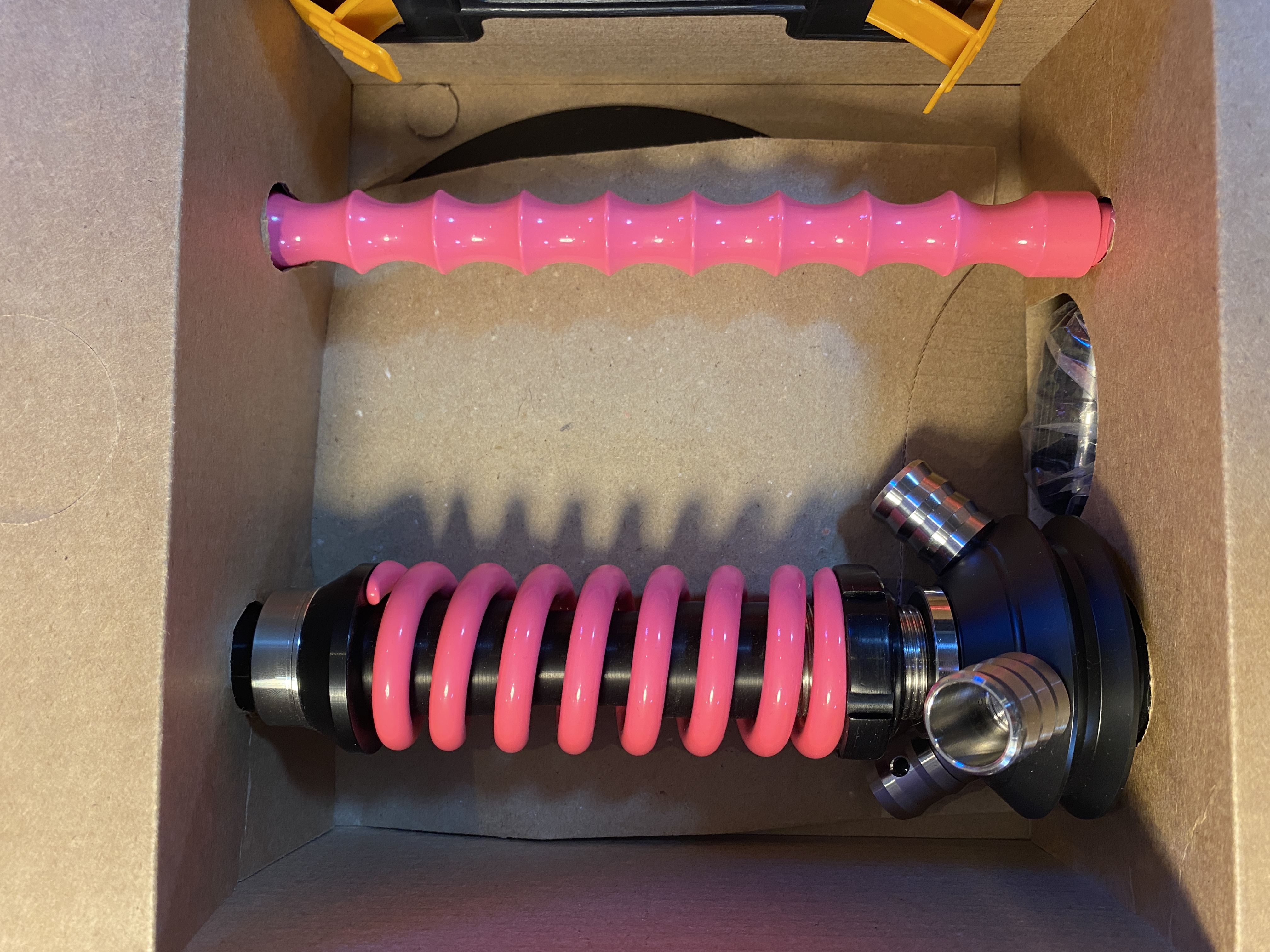 Кальян - Mamay - Coilovers Micro - ( Черная шахта - розовая спираль )