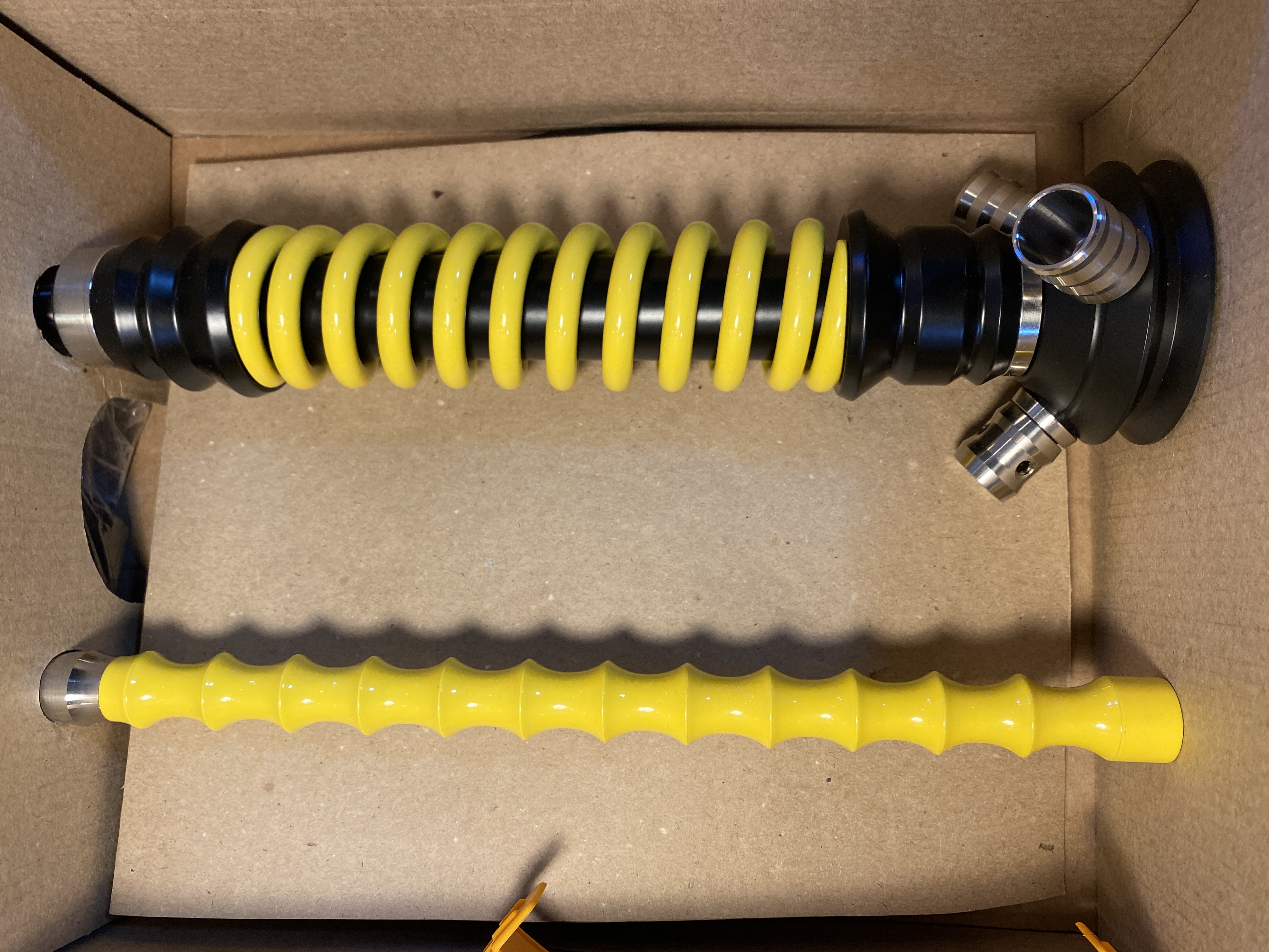 Кальян - Mamay - Coilovers Mini - ( Черная матовая шахта - желтая яичная спираль ) 2.36