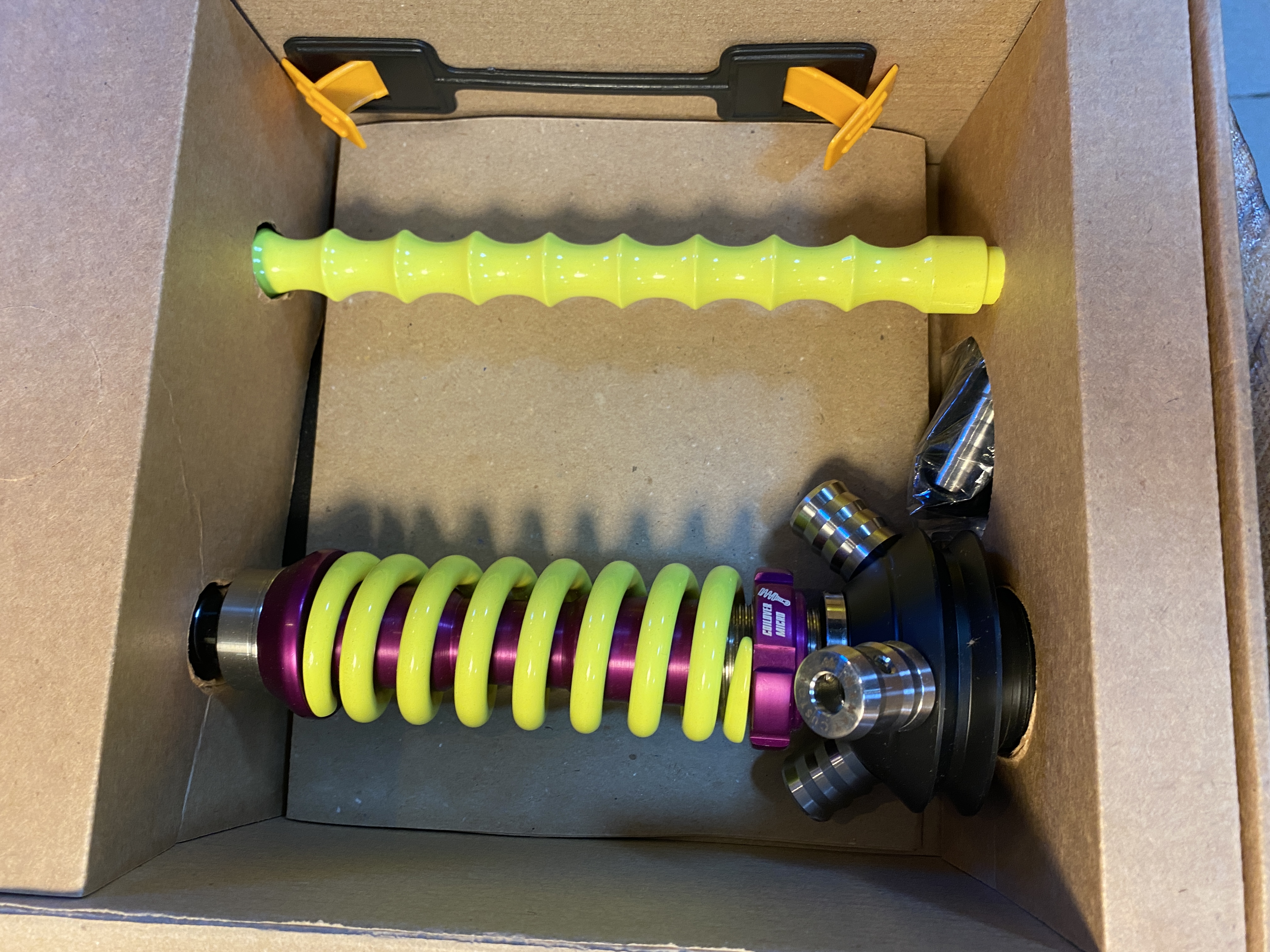 Кальян - Mamay - Coilovers Micro - ( Фиолет шахта - желтая спираль )