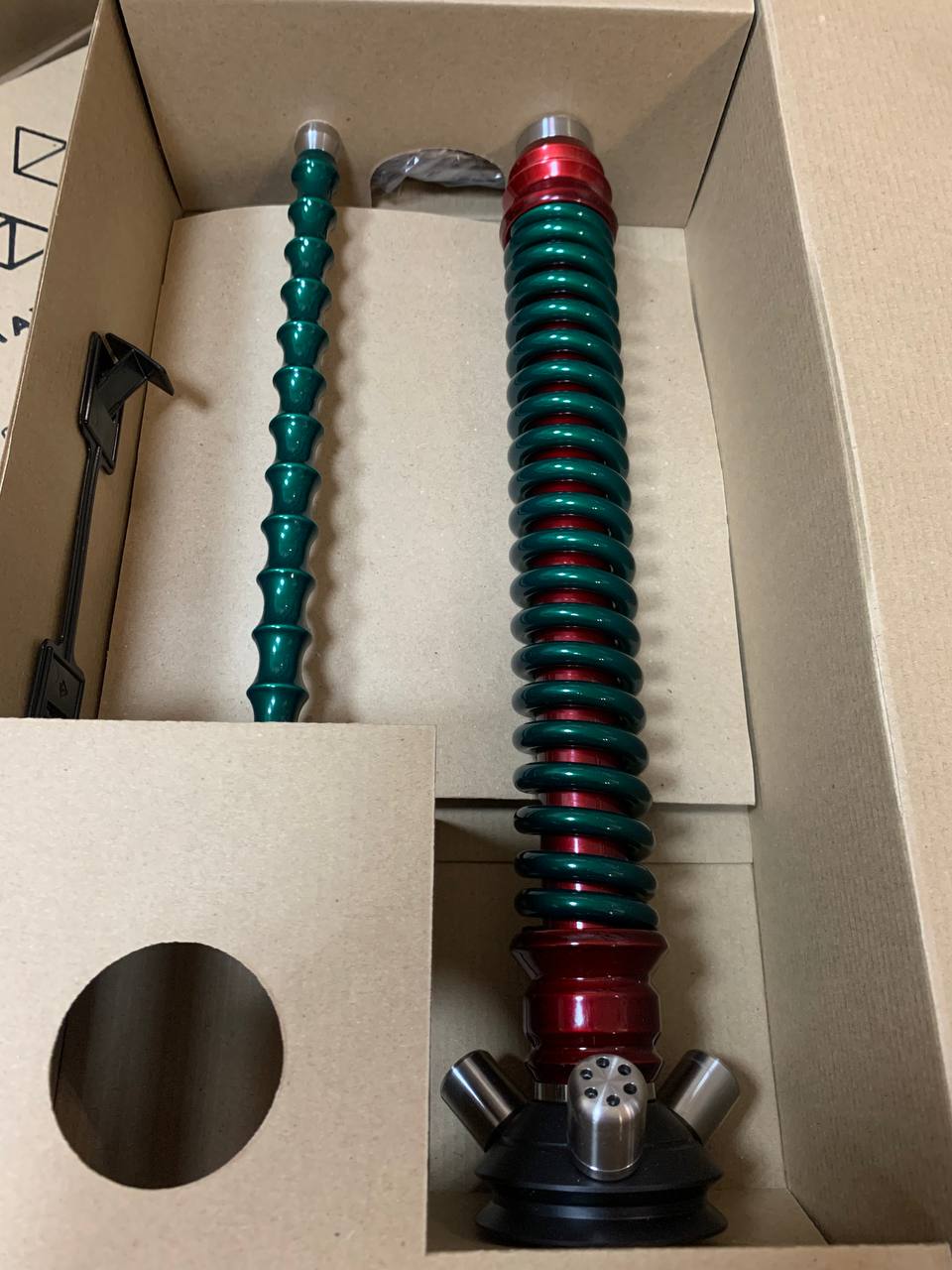 Кальян - Mamay - Coilovers - ( Красный Лак шахта - Зеленый Лак спираль ) - 1.13