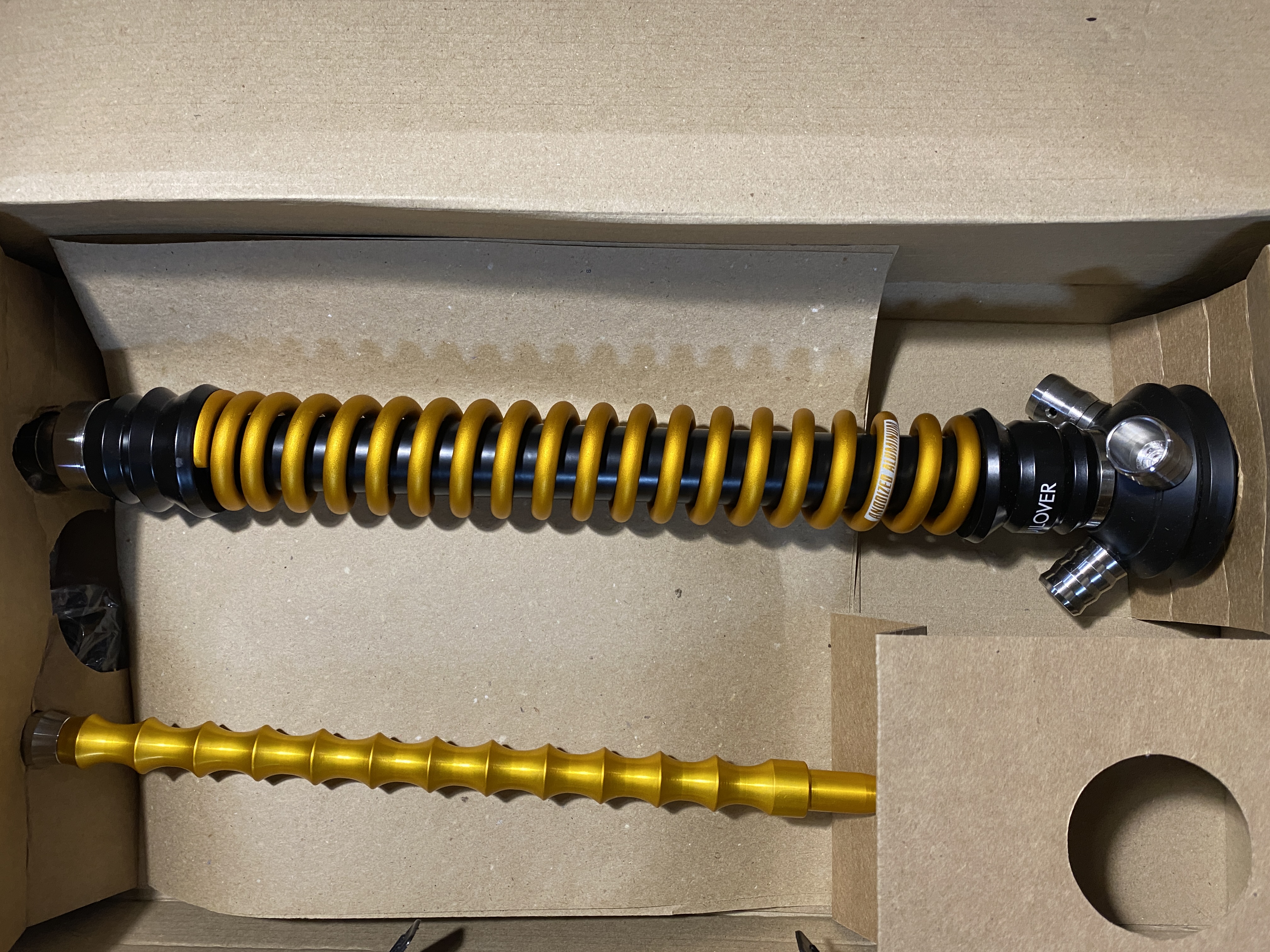 Кальян - Mamay - Coilovers - ( Черно - Золотой Пружина Анодирование )