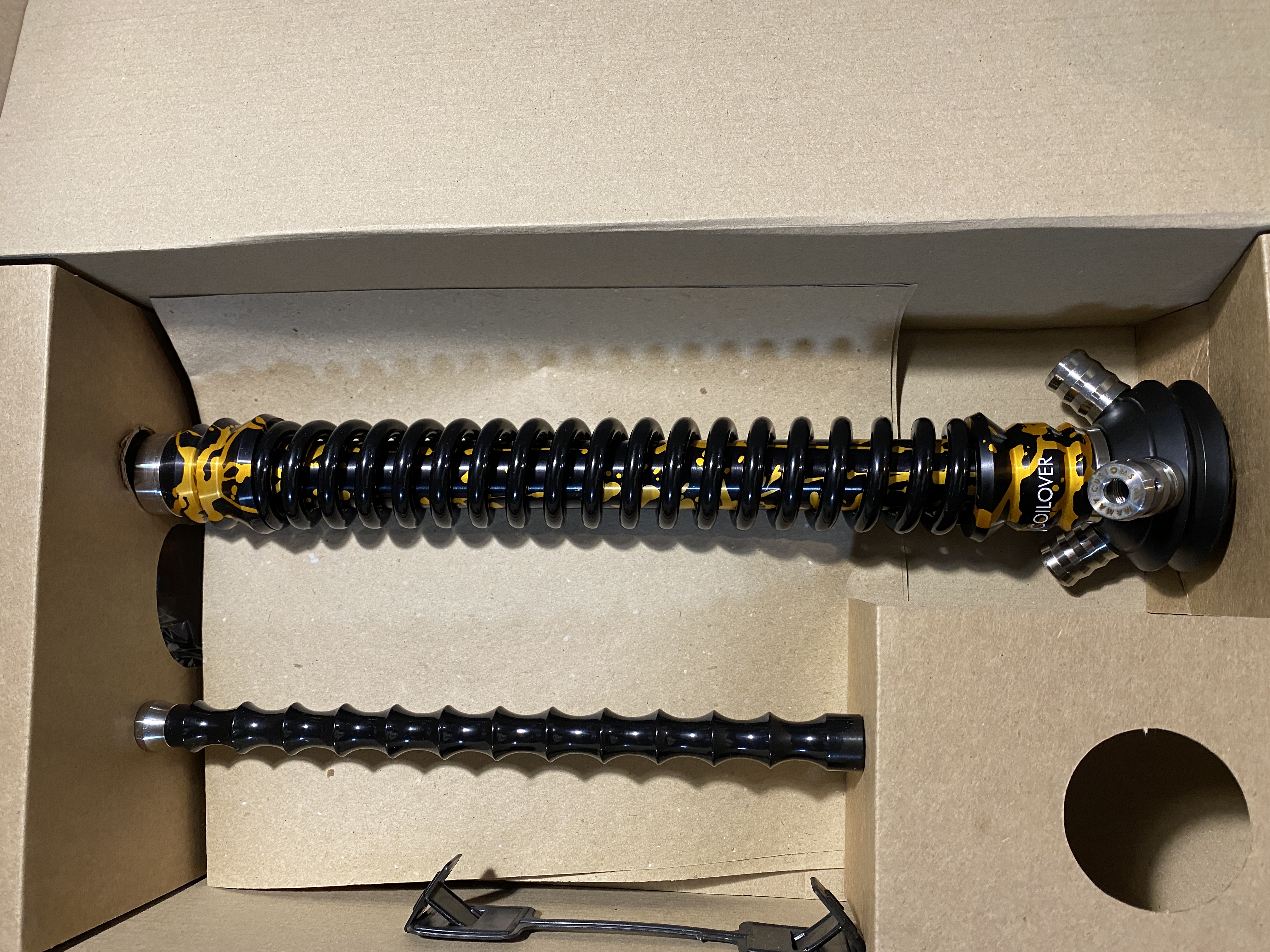 Кальян - Mamay - Coilovers - ( Черно - Золотой Анодирование Пружина Черная )